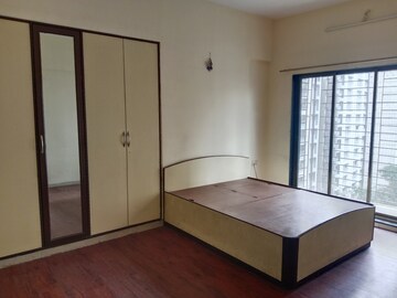 Room in 3 BHK Apartment at Ashar Residency, Pokhran Road No Two – for Rent