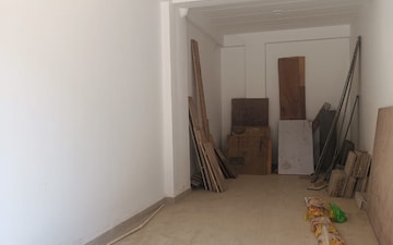 Shop For Rent in Lajpat Nagar ii