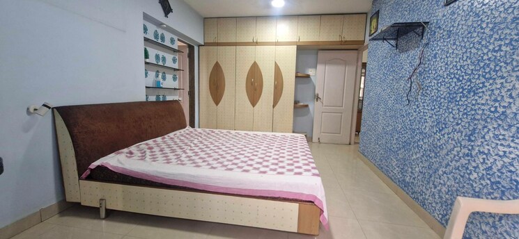 Bedroom, dn nagar 3 Bedroom 1300 Sq.Ft. Apartment In Dn Nagar Mumbai 9024432