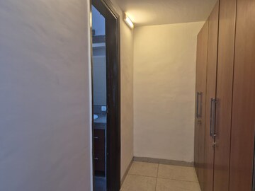 Building Lobby in 5 BHK Penthouse at SS Hibiscus, Sector 50 – for Sale