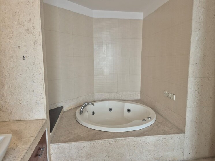 Bathroom, ss-hibiscus 5 Bedroom 10000 Sq.Ft. Penthouse In Sector 50 Gurgaon 9024464