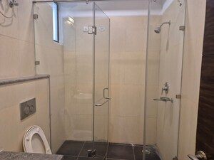 Bathroom in 5 BHK Penthouse at SS Hibiscus, Sector 50 – for Sale