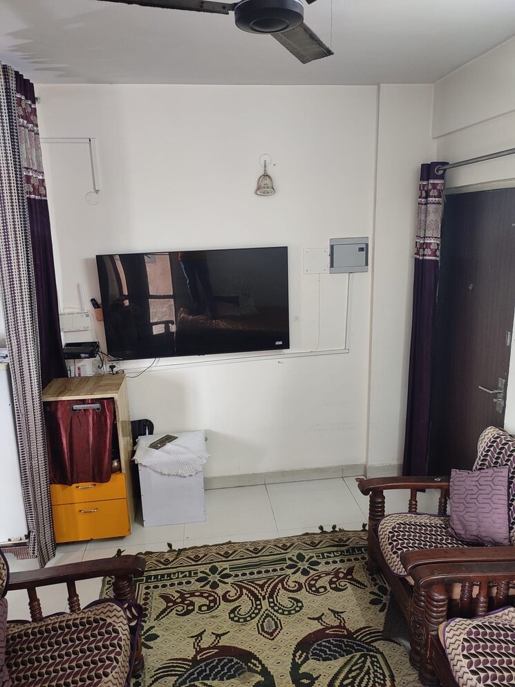 Living Room, signature-global-synera 1 Bedroom 365 Sq.Ft. Apartment In Sector 81 Gurgaon 9024468