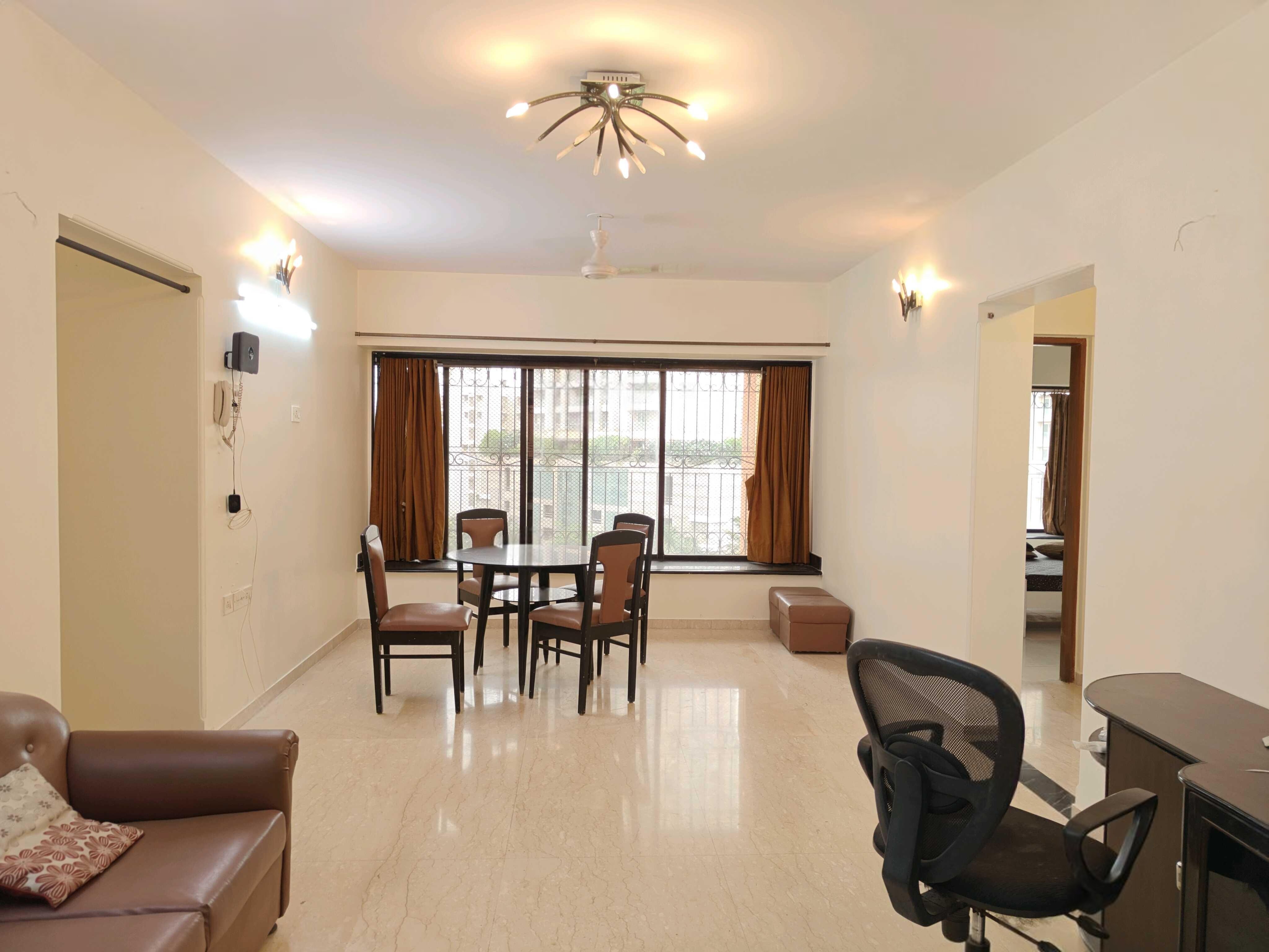 3 BHK + Servant Room Apartment For Rent in Lokhandwala Complex