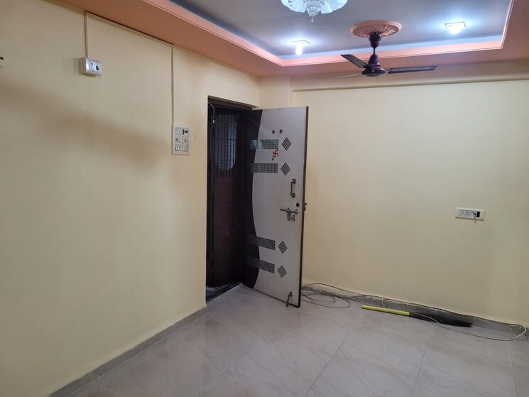 Room, nakshatra-kopri 1 Bedroom 500 Sq.Ft. Apartment In Kopri Thane 9024492