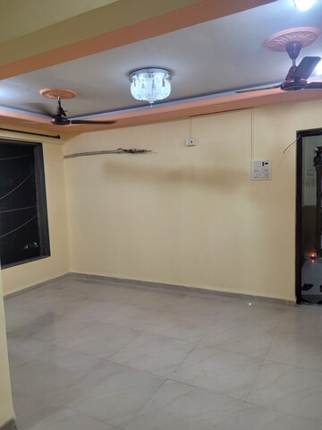 Room in 1 BHK Apartment at Nakshatra Kopri, Kopri – for Rent
