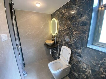 Bathroom in 3 BHK Apartment at Lokhandwala Complex, Andheri West – for Rent