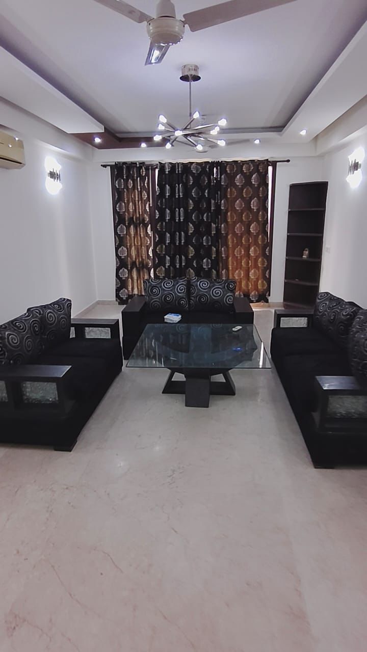 4 BHK Builder Floor For Rent in Saket 