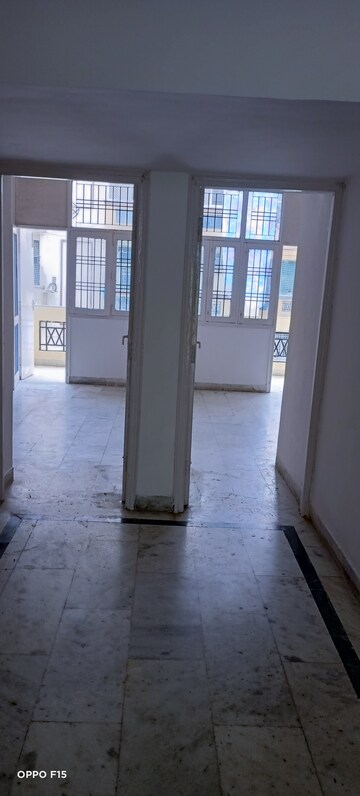 Building Lobby in 3 BHK Apartment at Parsvnath Edens, Alpha Ii Greater Noida – for Sale