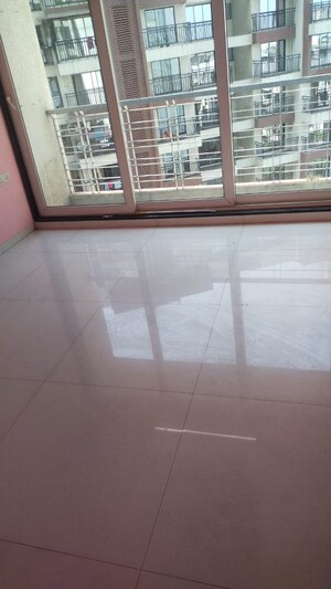 Room in 2.5 BHK Apartment at Kesar Exotica, Kharghar Sector 10 – for Sale