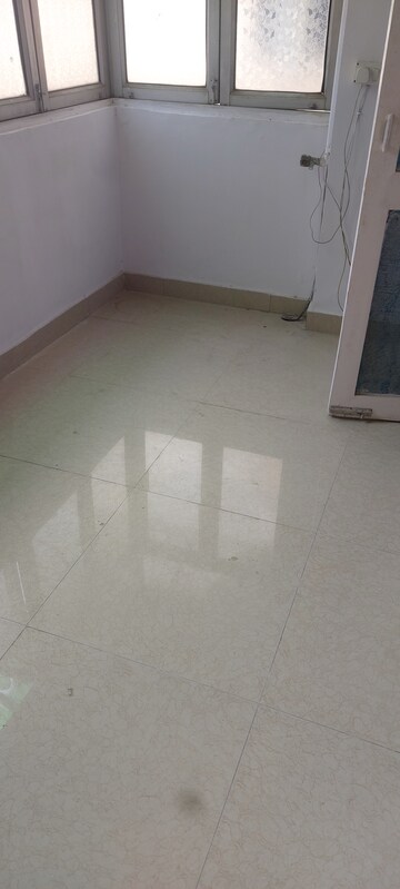 2.5 BHK Apartment at Ip Extension – for Rent