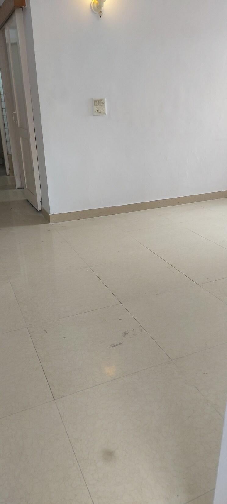 Room, ip extension 2.5 Bedroom 1100 Sq.Ft. Apartment In Ip Extension Delhi 9024592