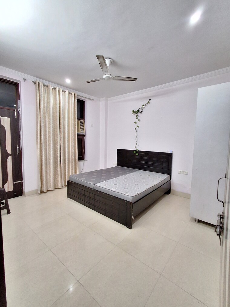 Living Room, bestech-park-view-grand-spa 3 Bedroom 2660 Sq.Ft. Apartment In Sector 81 Gurgaon 9024565