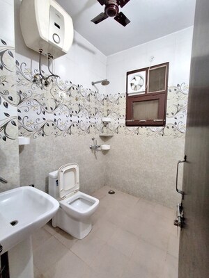 Bathroom in 3 BHK Apartment at Bestech Park View Grand Spa, Sector 81 – for Sale