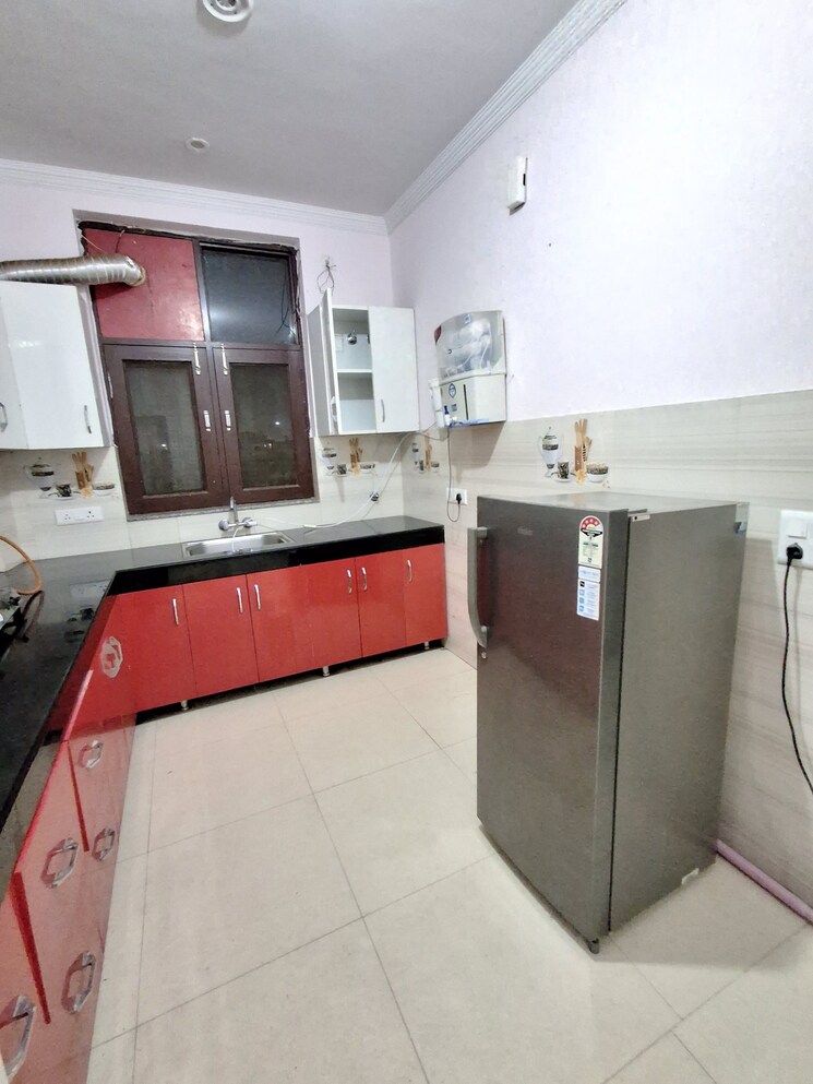 Kitchen, bestech-park-view-grand-spa 3 Bedroom 2660 Sq.Ft. Apartment In Sector 81 Gurgaon 9024565