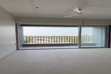 Room in 3 BHK Apartment at Gruham Yog Aashray, Ghatkopar East – for Sale