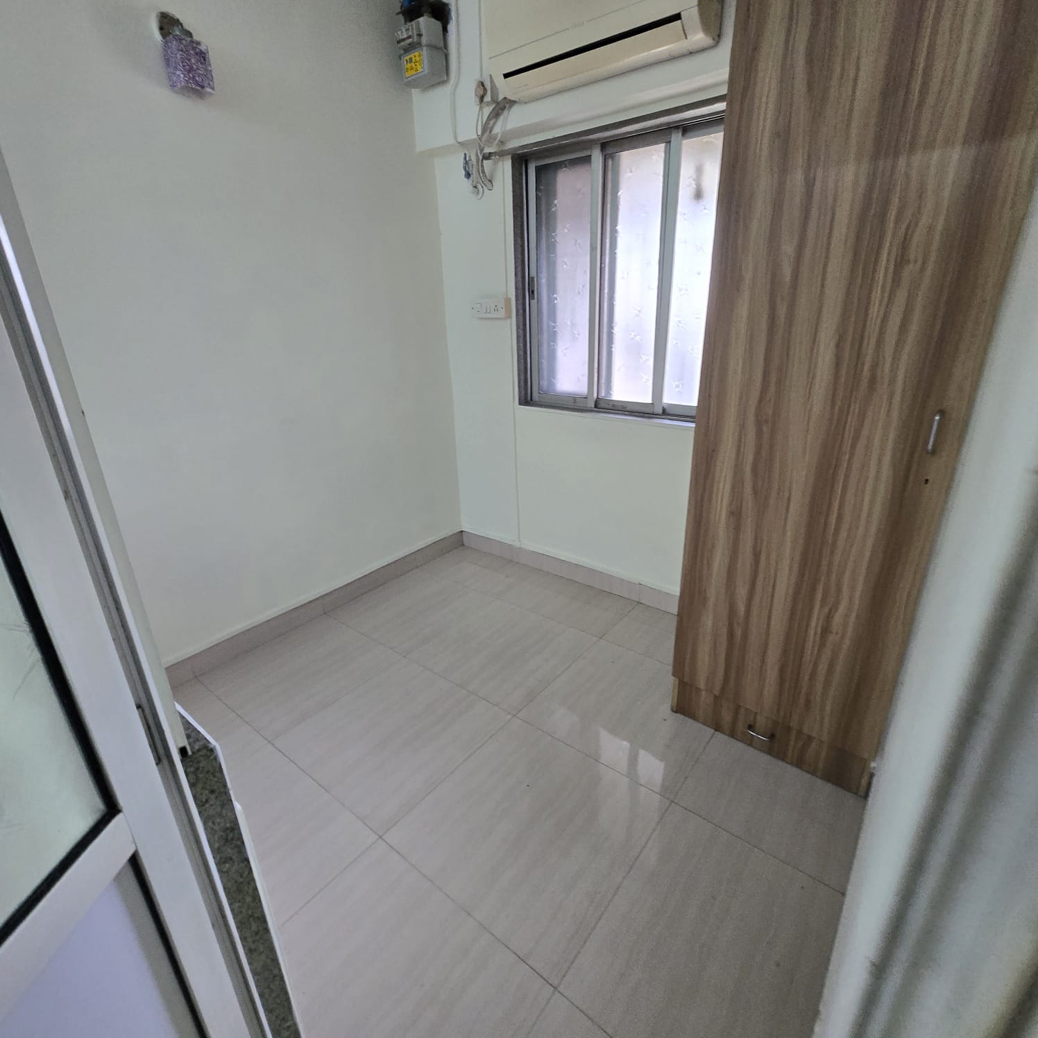 1.5 BHK Apartment For Rent in Kohinoor Tower Dadar