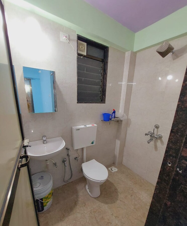 Bathroom, shree-laxmi-kailash-homes 1 Bedroom 450 Sq.Ft. Apartment In Kalyan West Thane 9024608