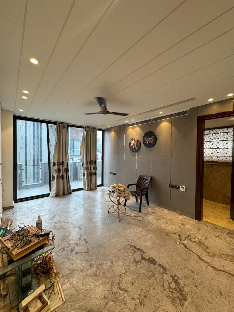 5 BHK + Servant Room 10000 Sq.Ft. Penthouse in DLF The Magnolias