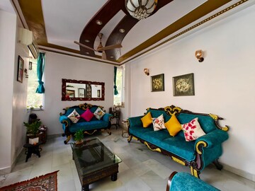 Hall in 3 BHK Builder Floor at Chittaranjan Park – for Rent