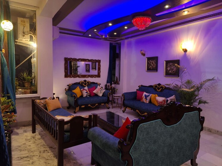 Hall, chittaranjan park 3 Bedroom 2300 Sq.Ft. Builder Floor In Chittaranjan Park Delhi 9024620