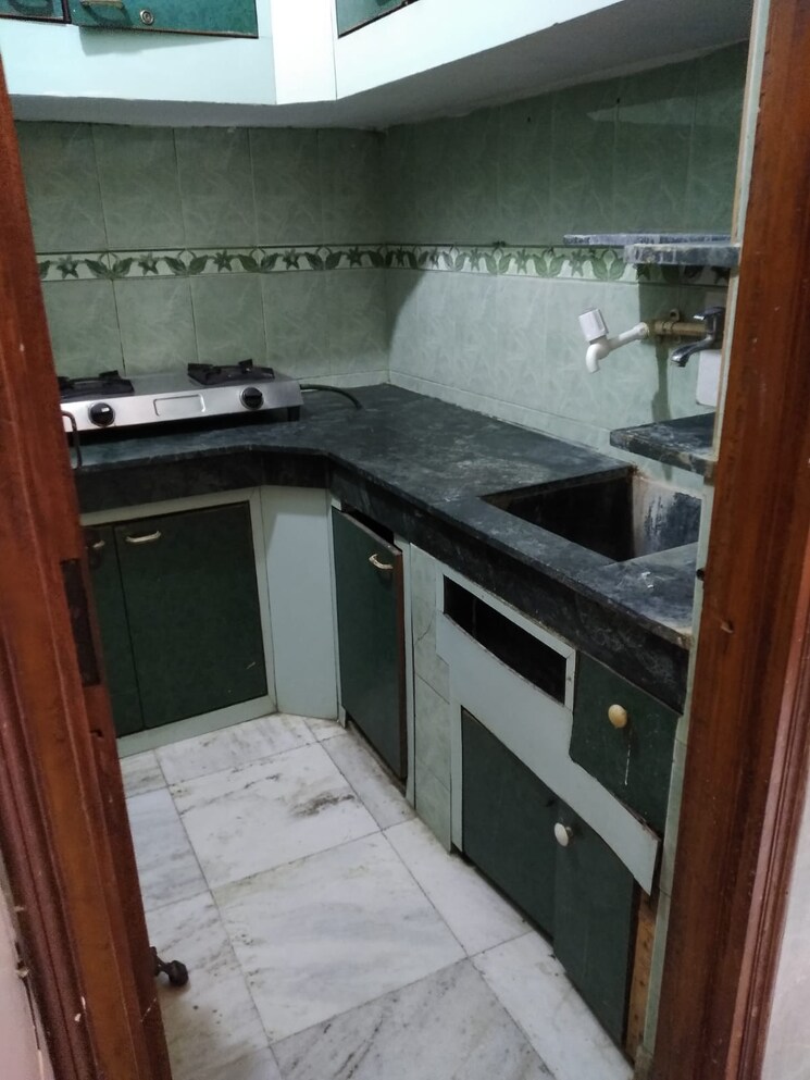 Kitchen, lajpat nagar 4 2 Bedroom 671 Sq.Ft. Builder Floor In Lajpat Nagar 4 Delhi 9024604