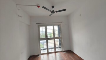 Room in 3 BHK Apartment at Triaa Kosmic Kourtyard, Wagholi – for Rent