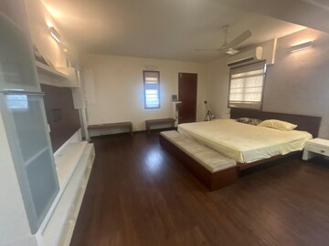 Bedroom in 5 BHK Apartment at Panampilly Nagar – for Sale