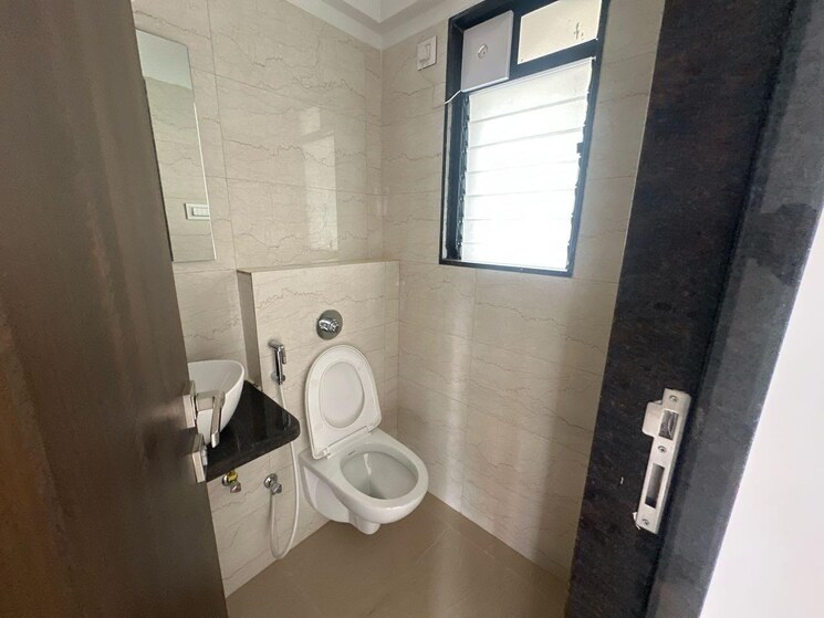 Bathroom, platinum-53-west 2 Bedroom 645 Sq.Ft. Apartment In Andheri West Mumbai 9024612