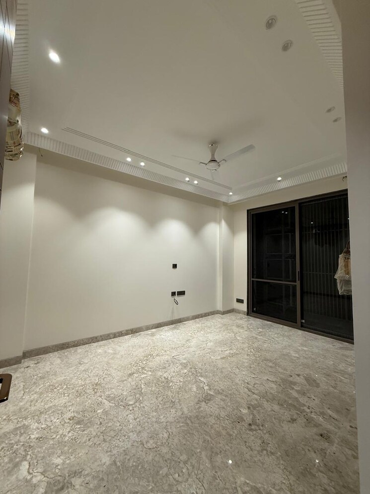 Room, greater kailash ii 4 Bedroom 2500 Sq.Ft. Builder Floor In Greater Kailash ii Delhi 9024642