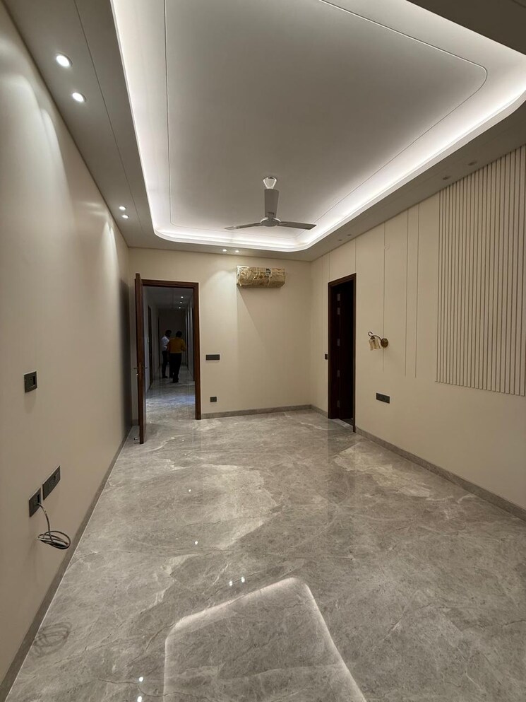 Room, greater kailash ii 4 Bedroom 2500 Sq.Ft. Builder Floor In Greater Kailash ii Delhi 9024642