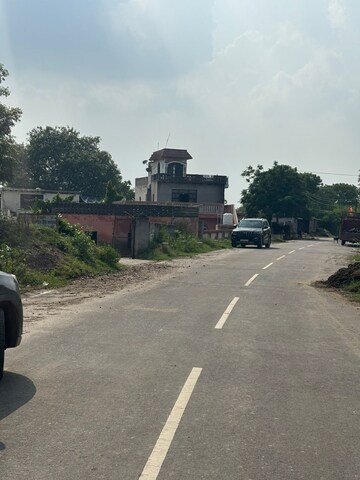 Parking in  Plot at Dalelpur Village – for Sale