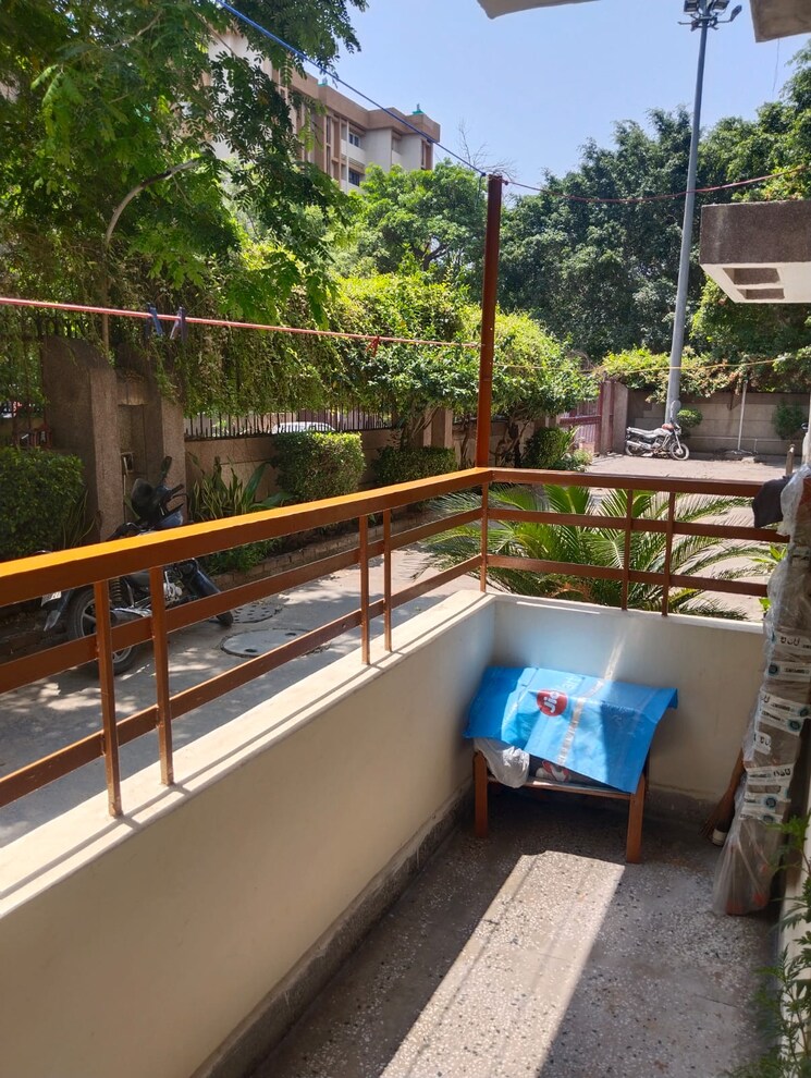 Balcony, sector 10 dwarka 2 Bedroom 1150 Sq.Ft. Apartment In Sector 10 Dwarka Delhi 9024666