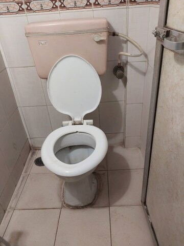 Bathroom in 1 BHK Apartment at Poonam Darshan, Andheri East – for Rent