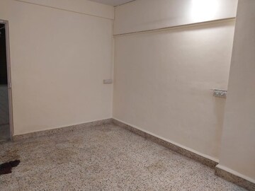 Room in 1 BHK Apartment at Poonam Darshan, Andheri East – for Rent