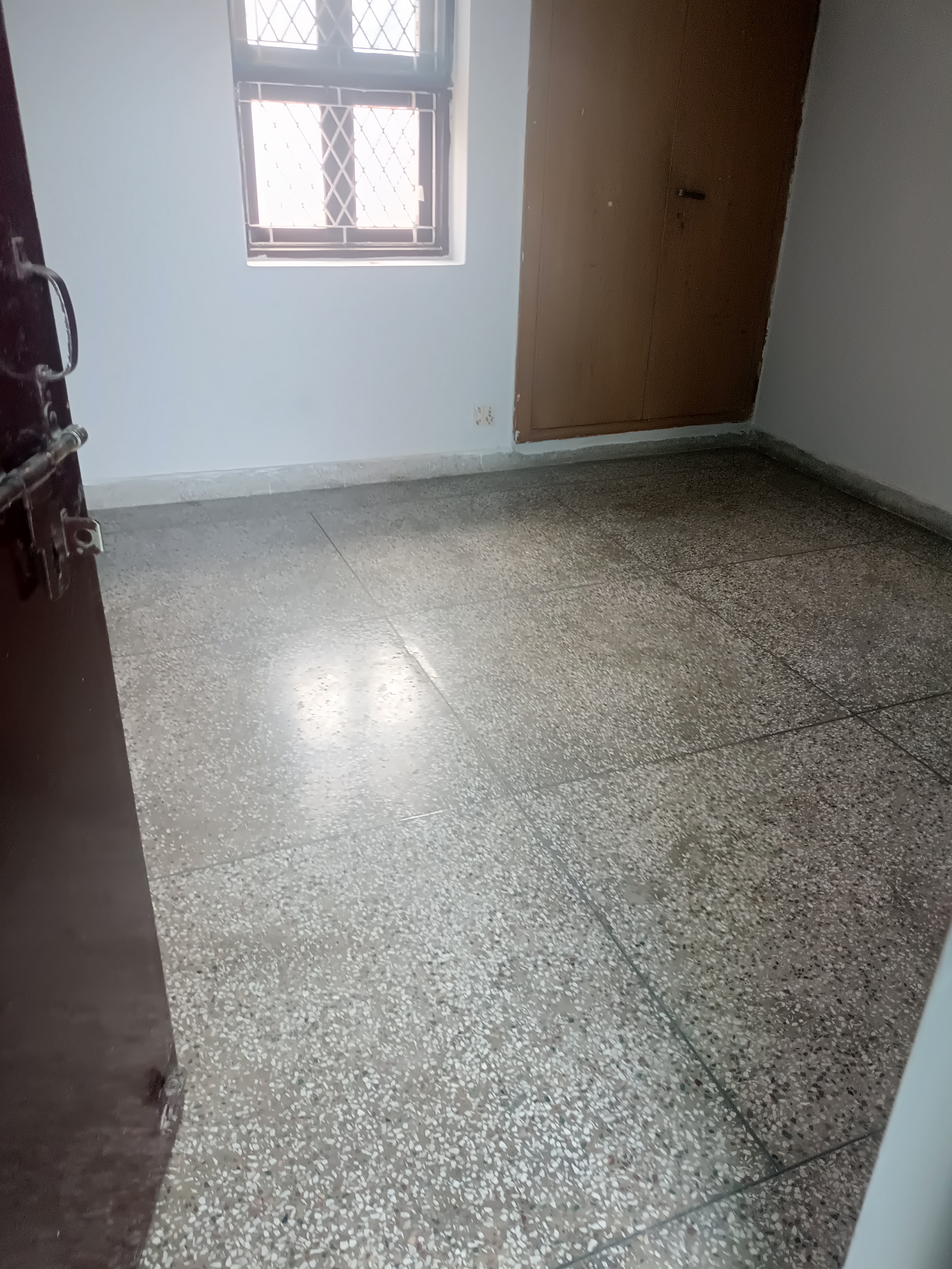 1.5 BHK Independent House For Rent in RWA Apartments