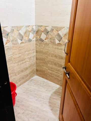 Room in 3 BHK Apartment at Sai Saheb, Pimple Saudagar – for Rent