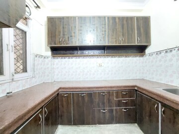 Kitchen in 1 BHK Builder Floor at Mayur Vihar Phase 1 – for Rent