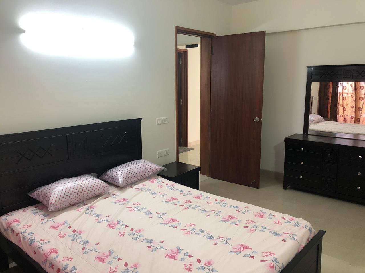 3.5 BHK Apartment For Sale in Puravankara Oceana