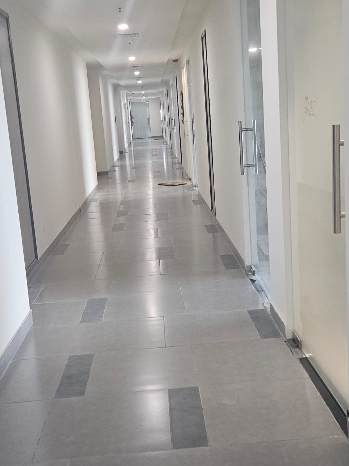 Retail Shop For Sale in Sun Twilight Mall 