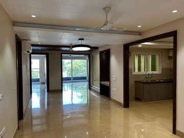Room in 3 BHK Builder Floor at RBC II, Sushant Lok I – for Rent