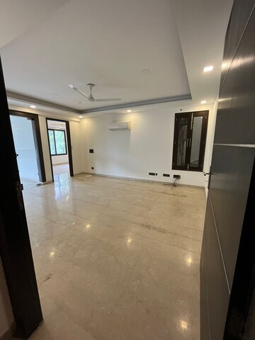 Room in 4 BHK Builder Floor at Gulmohar Park – for Rent