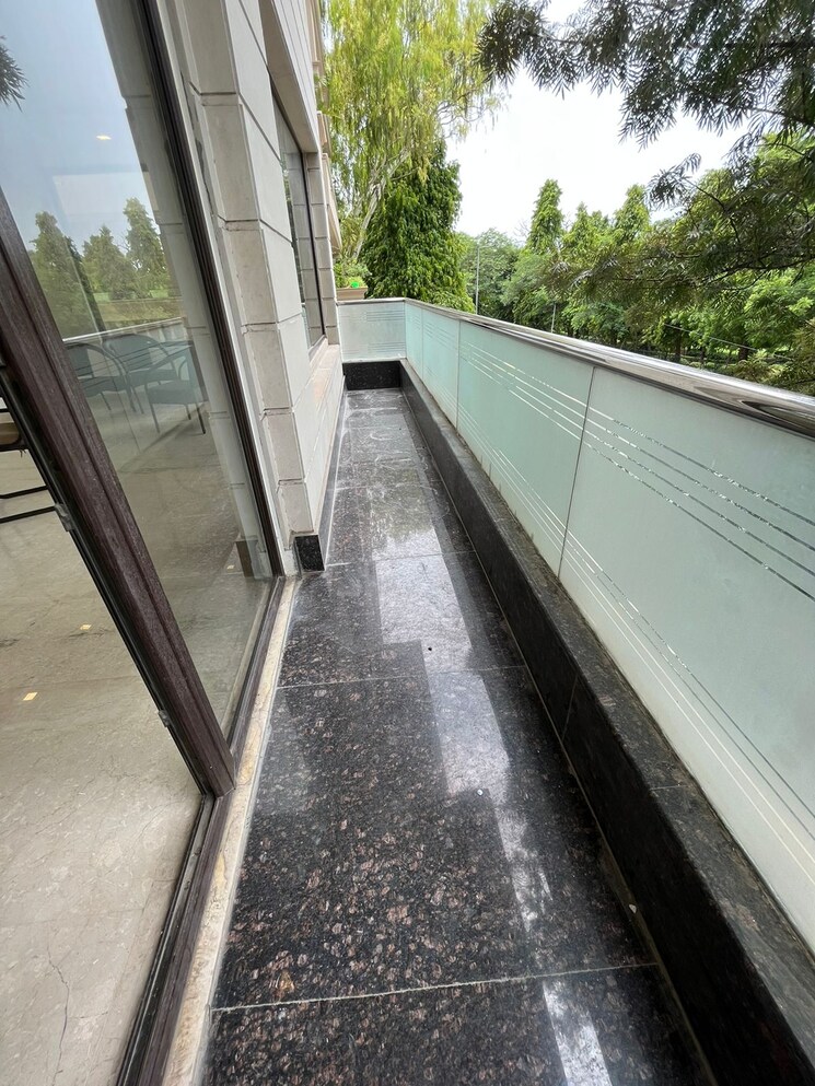 Balcony, gulmohar park 4 Bedroom 2500 Sq.Ft. Builder Floor In Gulmohar Park Delhi 9024796