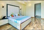 4 BHK + Servant Room 300 Sq.Ft. Builder Floor in Ansal Sushant Lok I