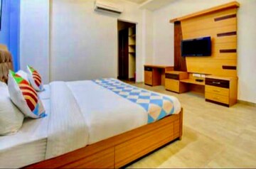 Bedroom in 4 BHK Builder Floor at Ansal Sushant Lok I, Sector 43 – for Rent