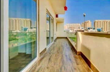 Swimming Pool in 4 BHK Builder Floor at Ansal Sushant Lok I, Sector 43 – for Rent