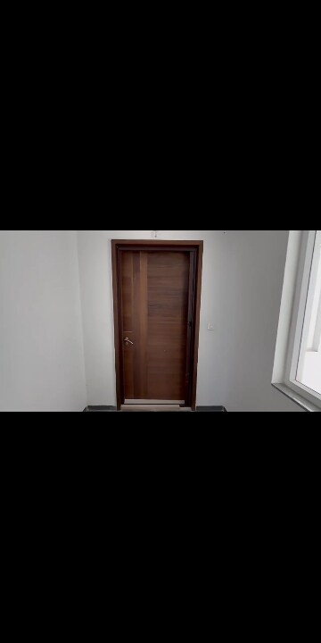 Room in 3 BHK Apartment at Jayabheri The Nirvana, Gopanpally – for Rent