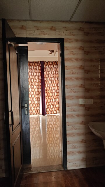 Bedroom in 3 BHK Apartment at Omaxe Ambrosia, North Mullanpur – for Rent