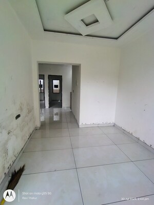 Room in 3 BHK Independent House at Jankipuram Extension – for Sale