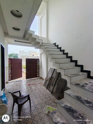 Team Area in 3 BHK Independent House at Jankipuram Extension – for Sale